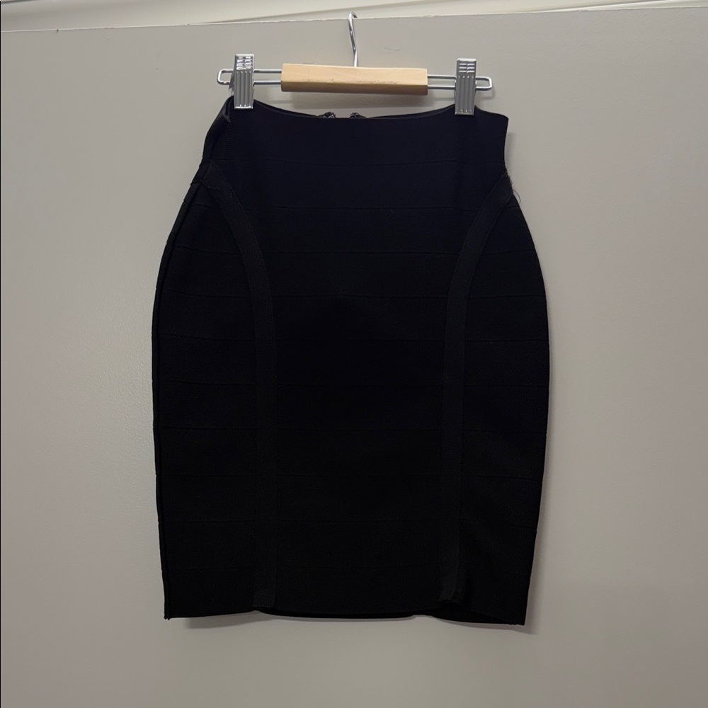 GUESS Black Pencil Skirt